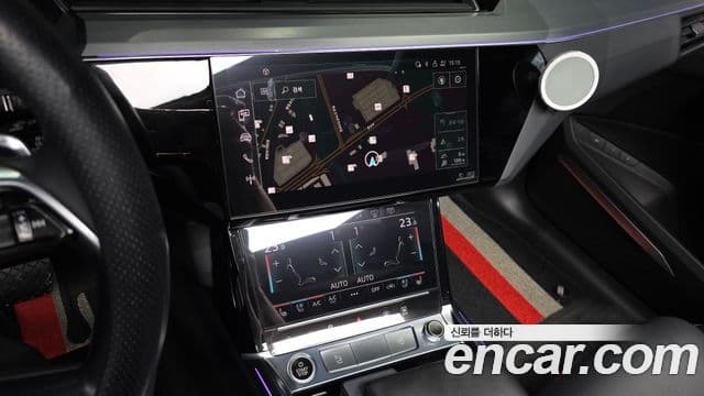 Audi e-Tron 55 Quattro Sportback, 2022 14