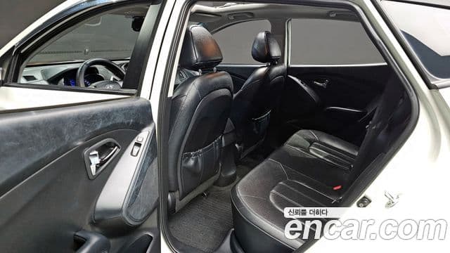 Hyundai Tucson ix Luxury, 2012 12