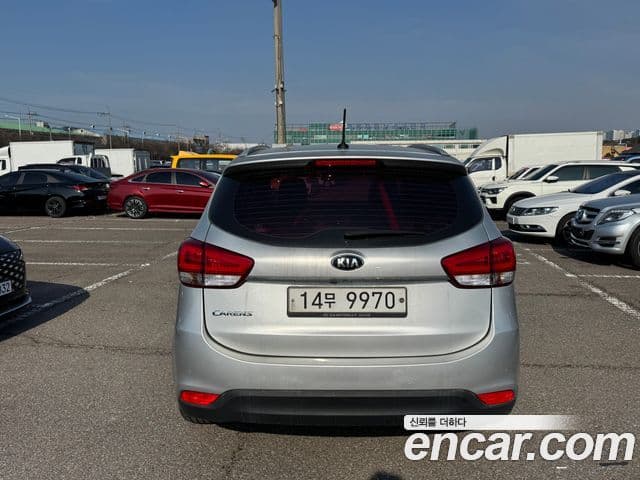 Kia All New Carens Prestige, 2016 2