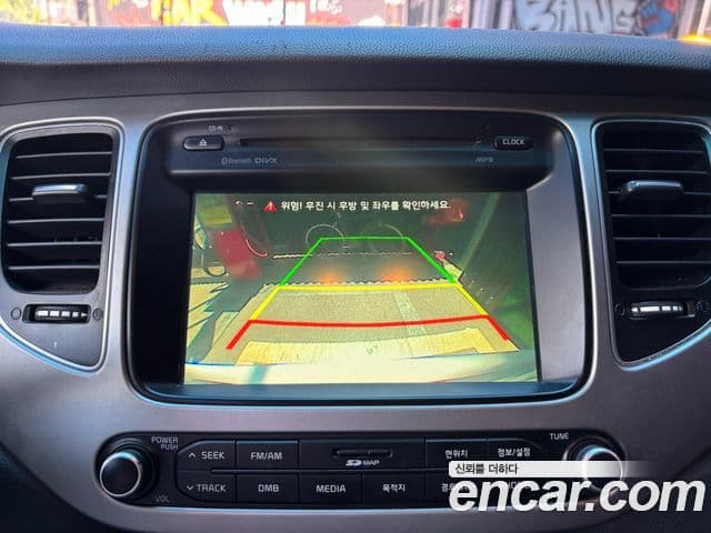 Kia All New Carens Prestige, 2016 17