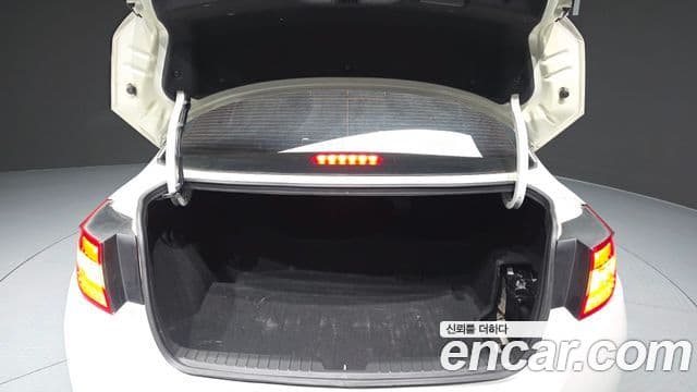 Kia K5 гибрид Prestige, 2012 20