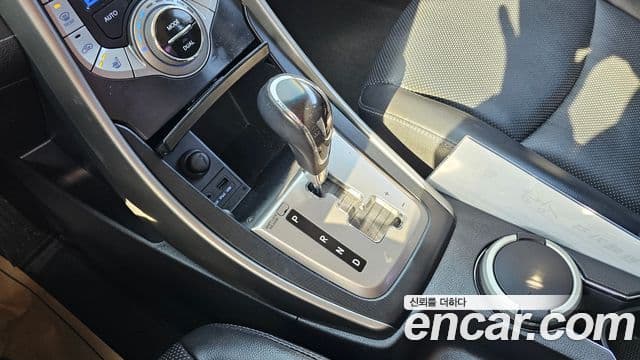 Hyundai Avante MD M16 GDI Smart, 2013 9