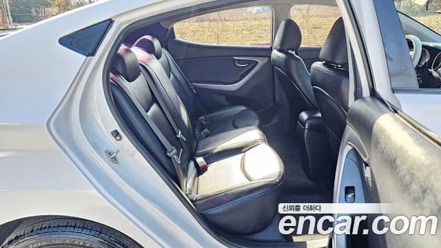 Hyundai Avante MD M16 GDI Smart, 2013 12