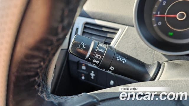 Hyundai Avante MD M16 GDI Smart, 2013 16