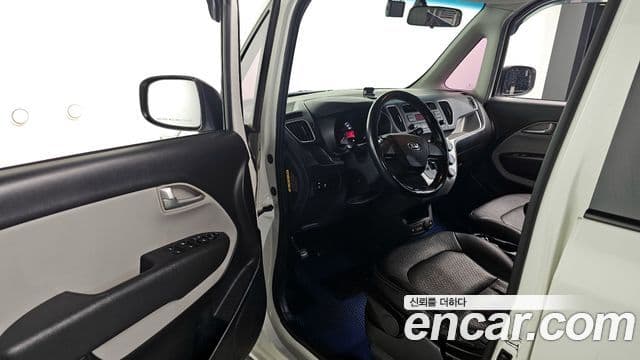 Kia Ray Luxury, 2016 10