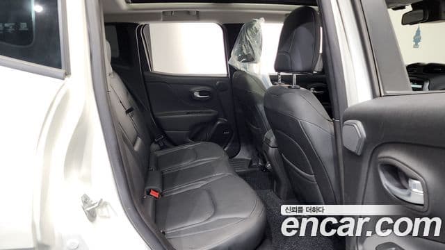 Jeep Renegade 2.4 Limited AWD, 2021 12