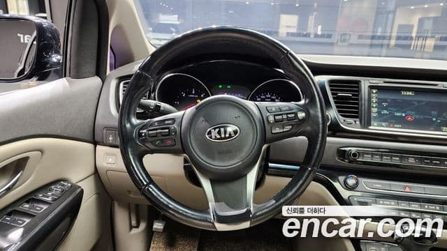 Kia All New Carnival Prestige, 2016 14