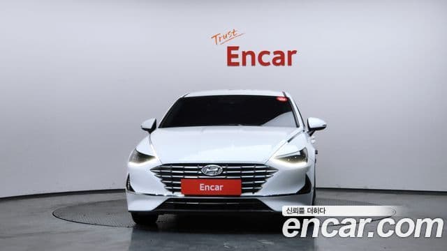 Hyundai Sonata гибрид (DN8) Family, 2021 3
