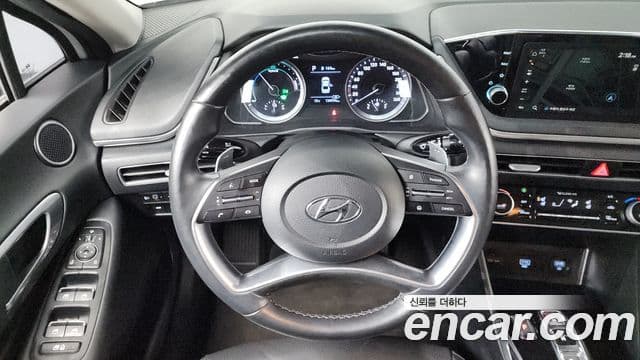 Hyundai Sonata гибрид (DN8) Family, 2021 13