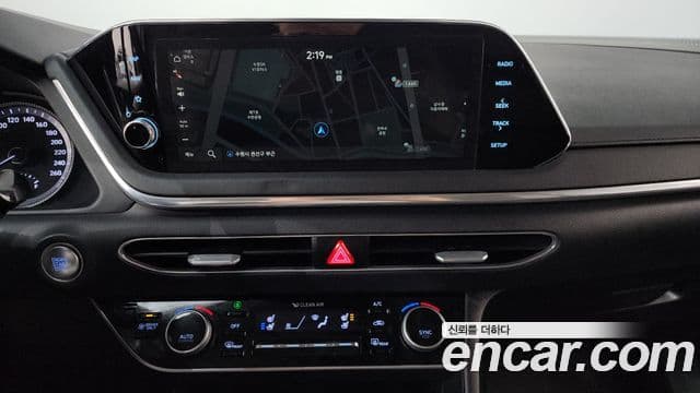 Hyundai Sonata гибрид (DN8) Family, 2021 14