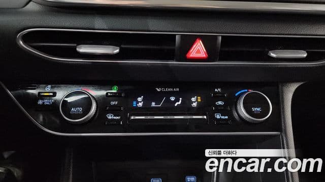 Hyundai Sonata гибрид (DN8) Family, 2021 17