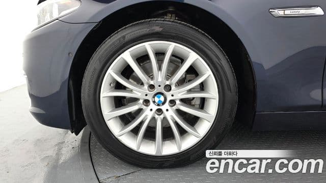 BMW 5시리즈 (F10) Luxury, 2015 все фото
