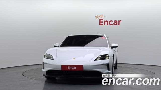 Porsche 타이칸 4S, 2025 3