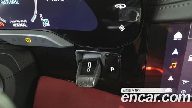 Porsche 타이칸 4S, 2025 9