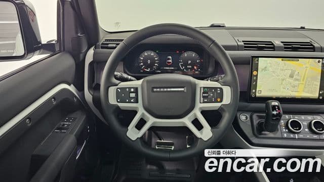 Land Rover Defender (L663) 90 D250 X-Dynamic SE, 2025 13