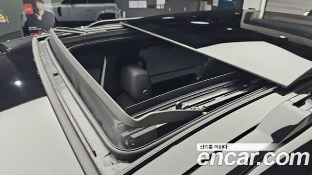 Land Rover Defender (L663) 90 D250 X-Dynamic SE, 2025 19