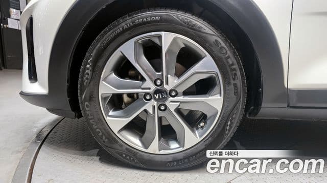 Kia Stonic Trendy, 2018 все фото