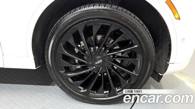 Lincoln Aviator 2세대 3.0 Reserve Jet пакет AWD, 2023 все фото