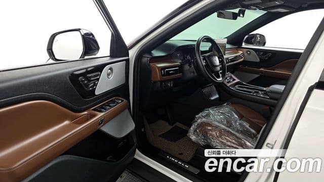 Lincoln Aviator 2세대 3.0 Reserve Jet пакет AWD, 2023 10
