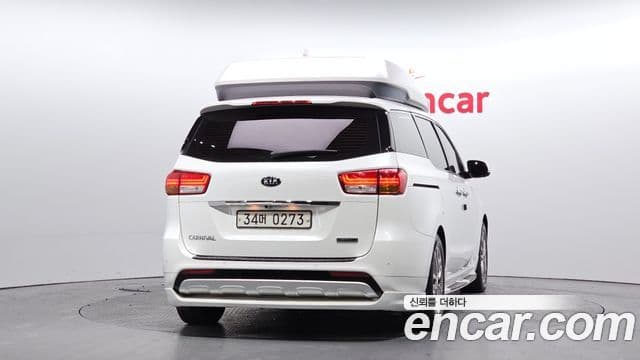 Kia All New Carnival Noblesse, 2017 4