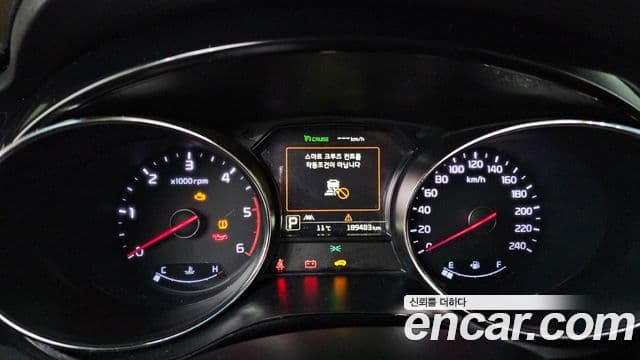 Kia All New Carnival Noblesse, 2017 8