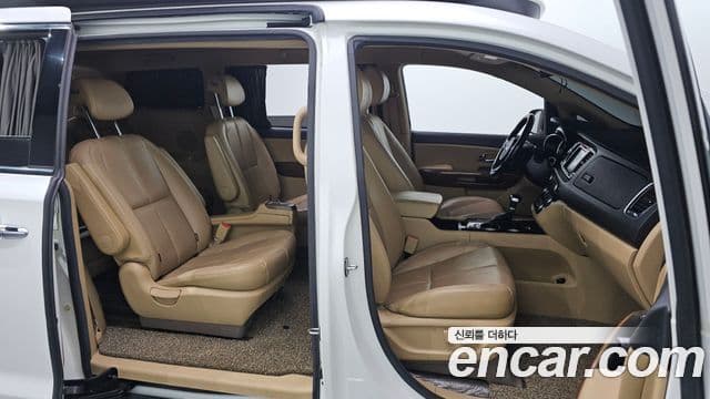 Kia All New Carnival Noblesse, 2017 11