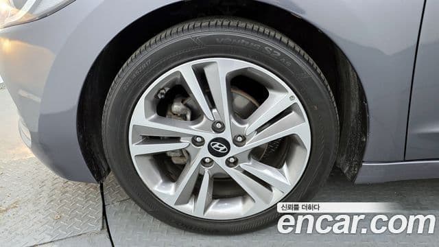 Hyundai Avante AD 1.6 GDI Value Plus, 2017 все фото