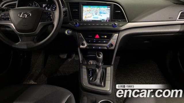 Hyundai Avante AD 1.6 GDI Value Plus, 2017 20