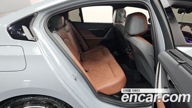 BMW 5시리즈 (G60) 530i xDrive M Sport, 2025 12