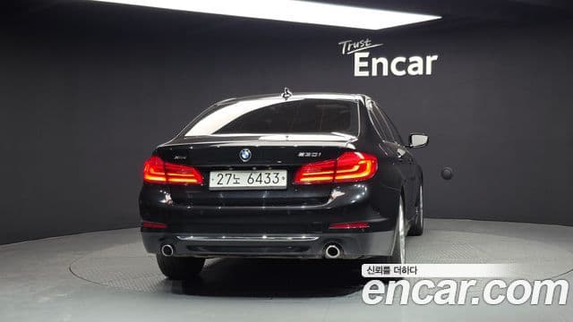 BMW 5시리즈 (G30) 530i xDrive Luxury Plus, 2019 4