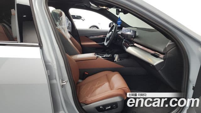 BMW 5시리즈 (G60) 530i xDrive M Sport, 2025 11