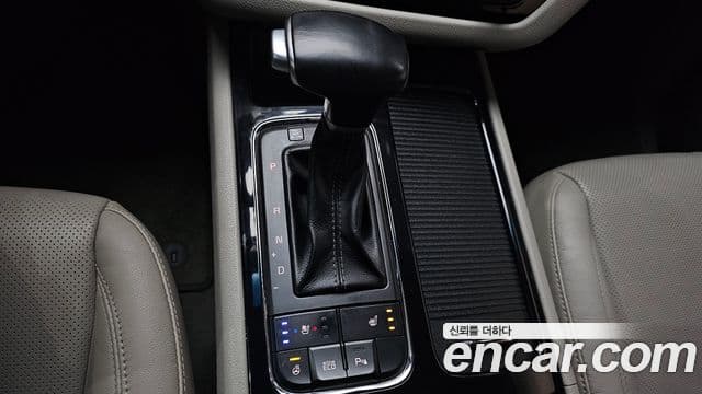 Kia All New Carnival VIP, 2018 9