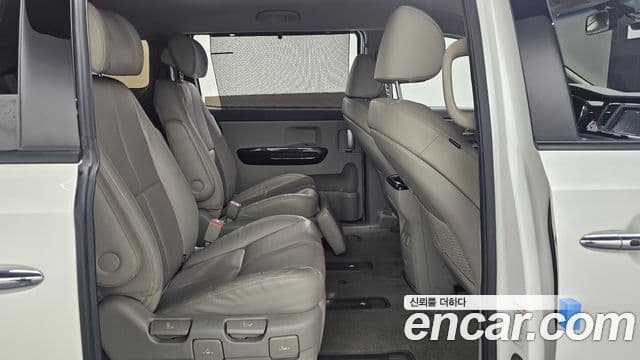 Kia All New Carnival VIP, 2018 13
