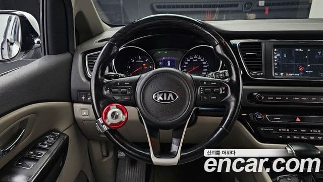 Kia All New Carnival VIP, 2018 14
