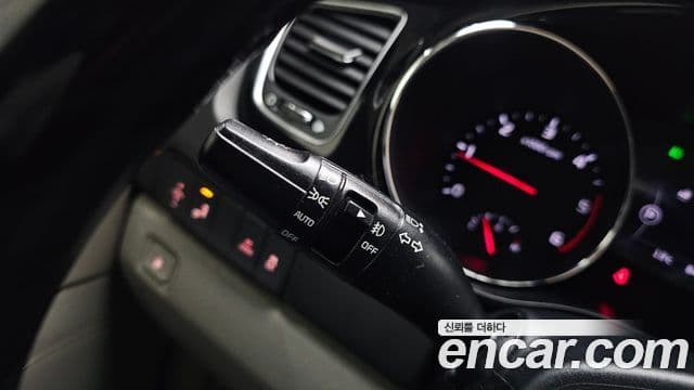 Kia All New Carnival VIP, 2018 18