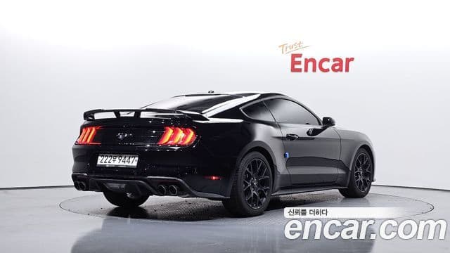 Ford Mustang купе, 2019 2