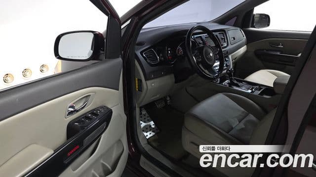 Kia All New Carnival Prestige, 2016 10
