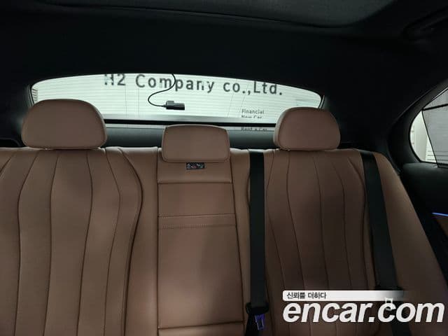 Mercedes-Benz E-класс W214 AMG Line, 2026 16