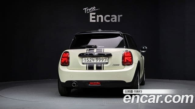 Mini Cooper 3세대, 2021 4