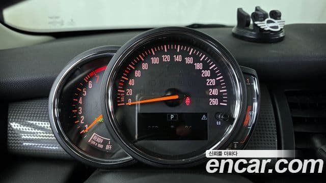 Mini Cooper 3세대, 2021 8