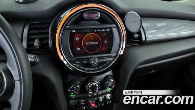 Mini Cooper 3세대, 2021 14