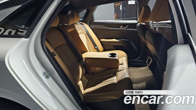 Kia K5 3세대 Prestige, 2020 12