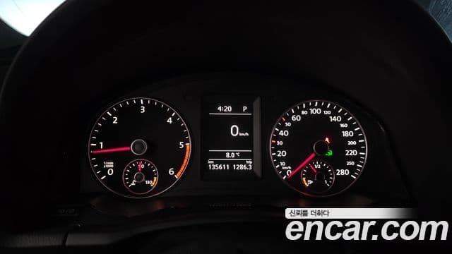 Volkswagen 시로코 2.0 TDI R-Line, 2013 8