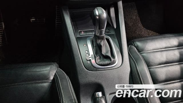 Volkswagen 시로코 2.0 TDI R-Line, 2013 9