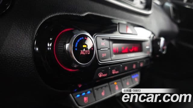 Kia The / новый New Sorento Prestige, 2018 18