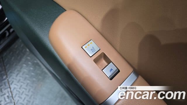 Hyundai Grandeur гибрид (GN7) Exclusive, 2025 18