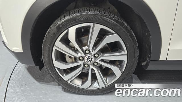 KG모빌리티(SsangYong) Berry New Tivoli V3, 2022 все фото