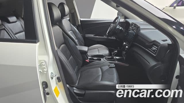 KG모빌리티(SsangYong) Berry New Tivoli V3, 2022 10