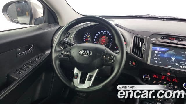 Kia Sportage R топовая версия, 2013 13