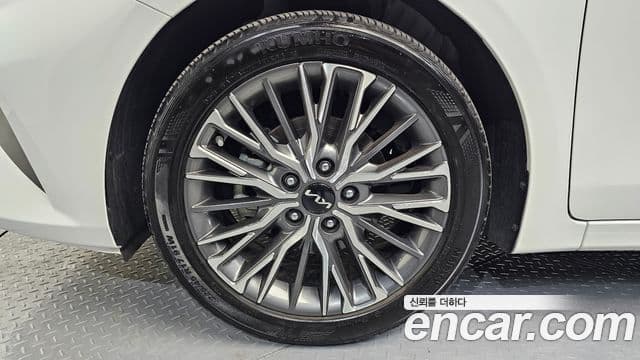 Kia The / новый New K3 2세대 Prestige, 2024 все фото